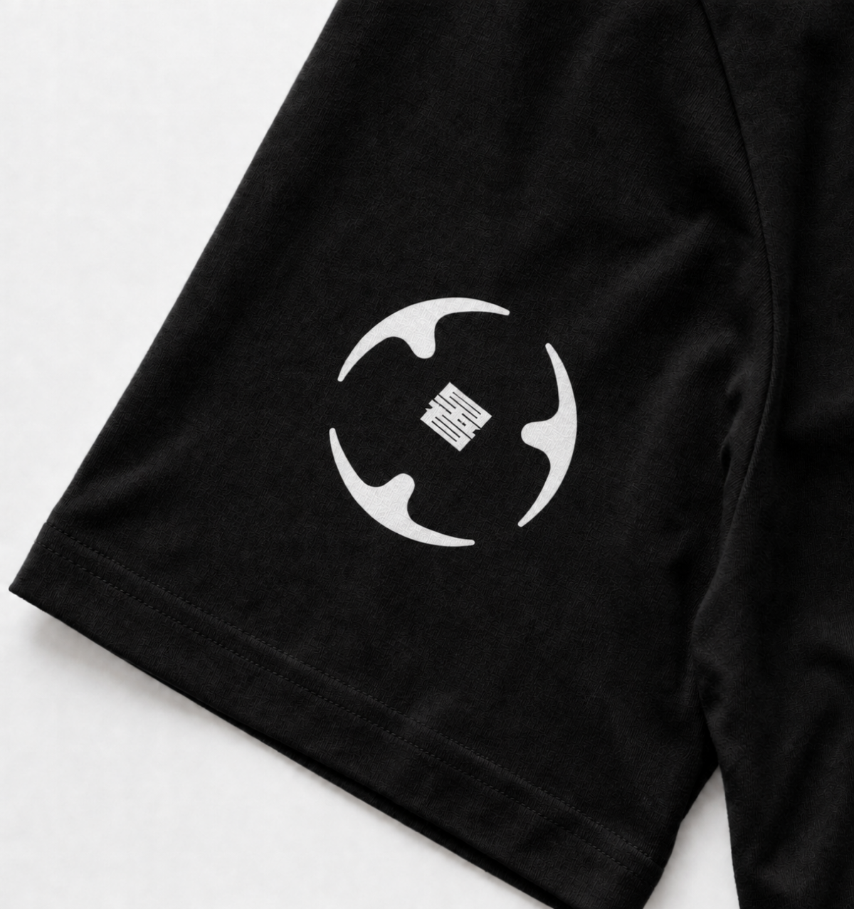 KLLA origins Tee – (Black/White)