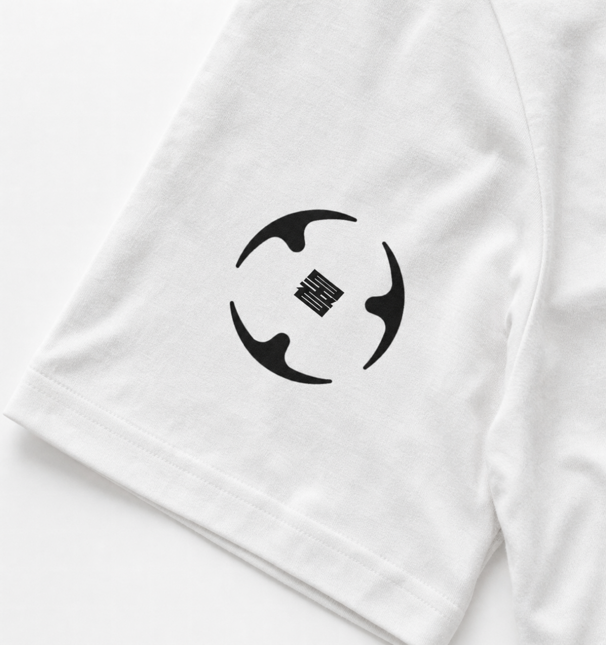KLLA Origins Tee (white/Blk)
